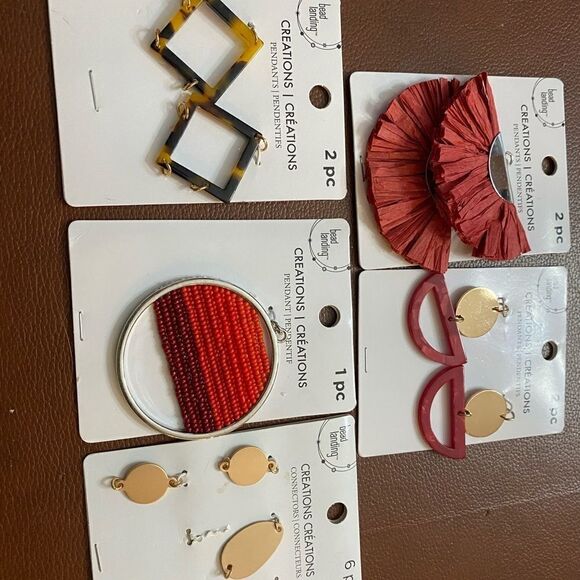 NWT jewelry findings lot of 5 red # 0758 - Picture 5 of 5